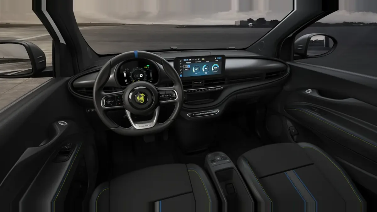 Abarth 500e 42kWh en renting en Elche — Delantera