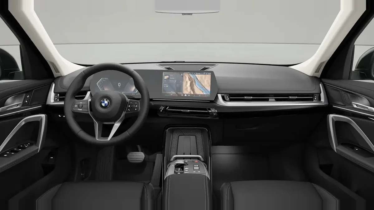 BMW X1 sDrive20d xLine 120kW en renting en Elche — Delantera