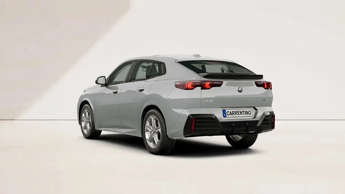 BMW X2 sDrive 20iA 170CV en renting en Elche — Trasera