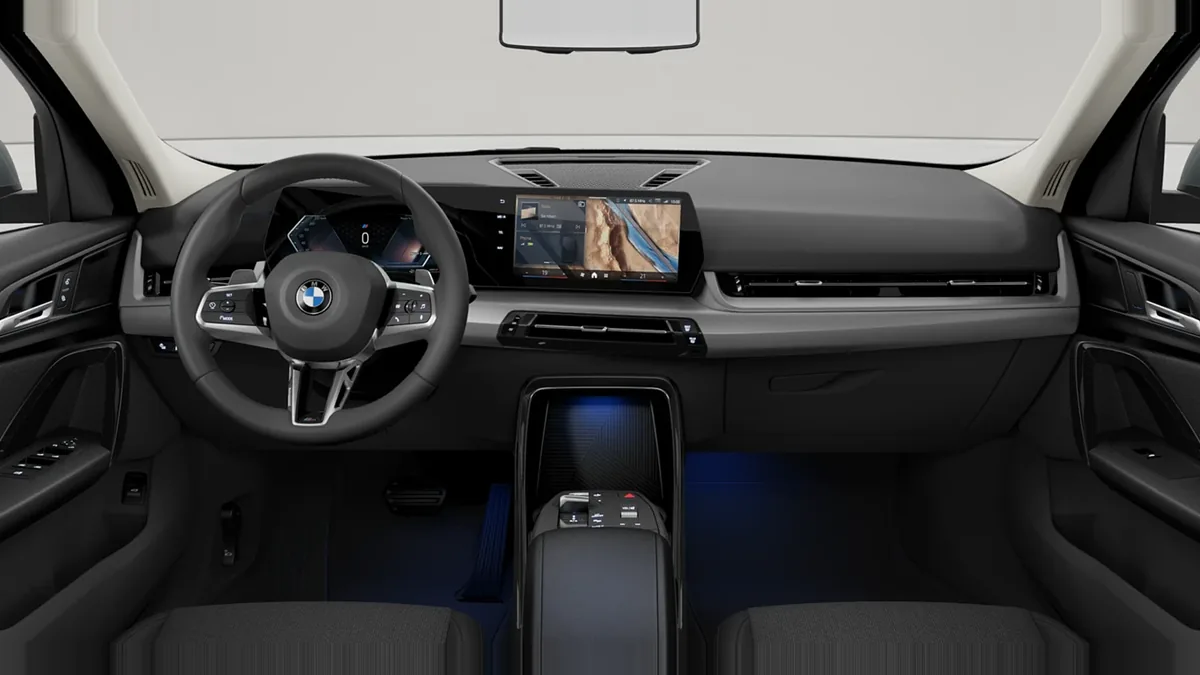 BMW X2 sDrive 20iA 170CV en renting en Elche — Delantera