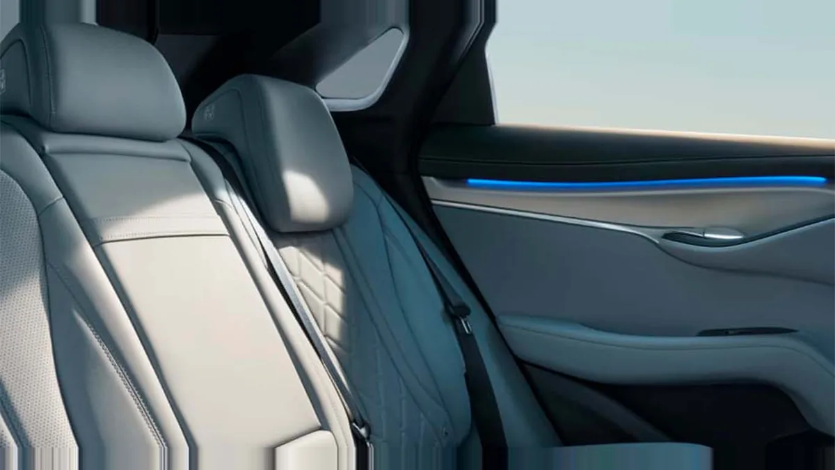 BYD Sealion 7 Comfort en renting en Elche — Interior