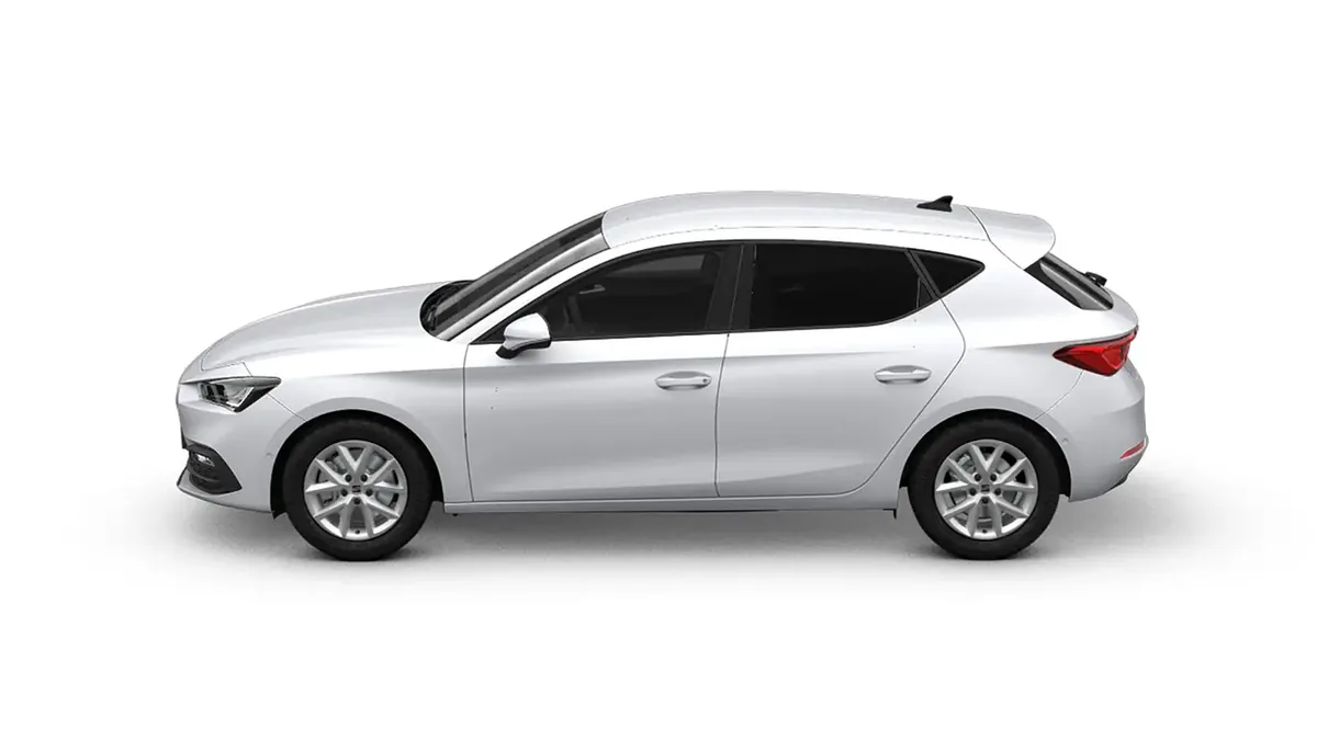 SEAT León 1.5 eTSI Style Fleet Pack en renting en Elche — Lateral
