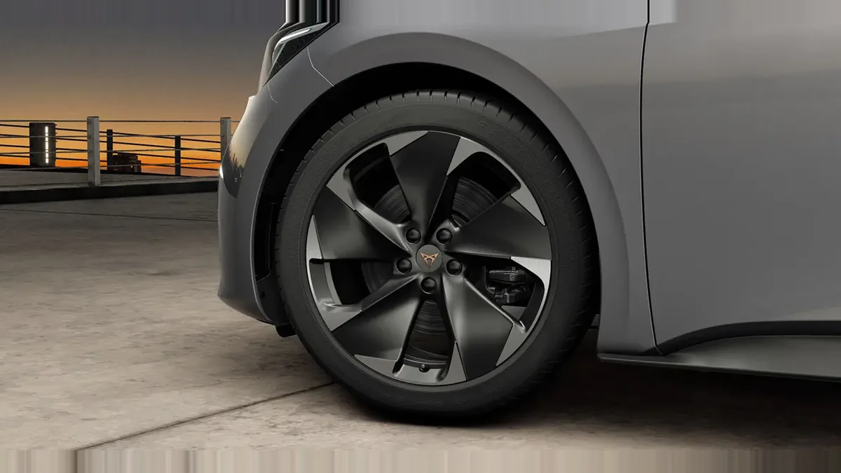 CUPRA Born e-Boost Pack Advanced Plus en renting en Elche — vista 7