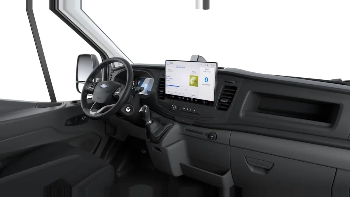 Ford TRANSIT 350 L2 Trend N1 EcoBlue 96kW FWD en renting en Elche — Delantera