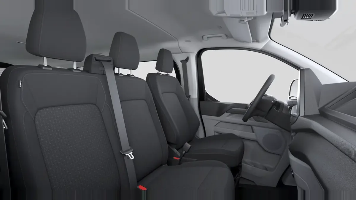 Ford Transit Custom Kombi 2.0 EcoBlue 136CV 320 L2 Trend II en renting en Elche — Interior