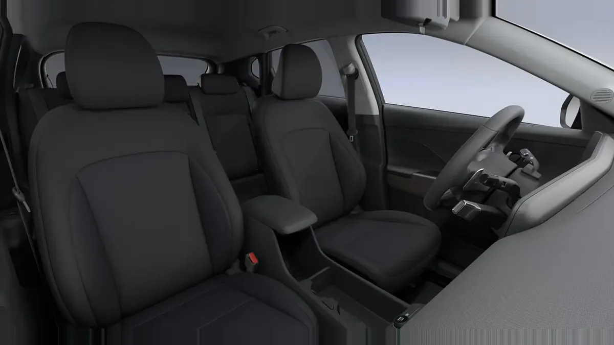 Hyundai Kona HEV 1.6 GDI Maxx DT 138CV en renting en Elche — Interior