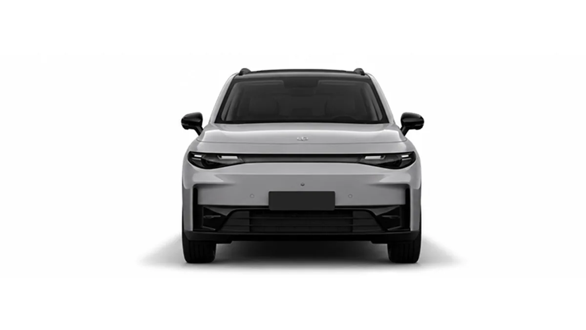 Leapmotor C10 REEV 28.4 kWh Style AT en renting en Elche — Interior