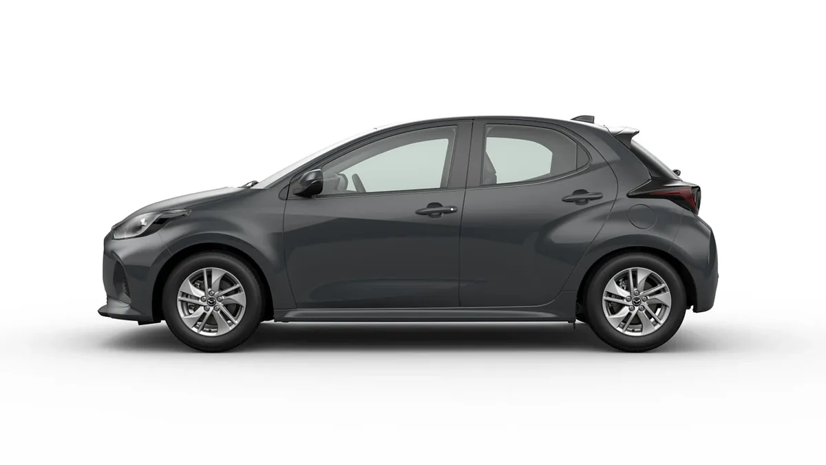 Mazda 2 Hybrid 1.5 85kW 116CV CVT Centre-Line GRY en renting en Elche — Lateral