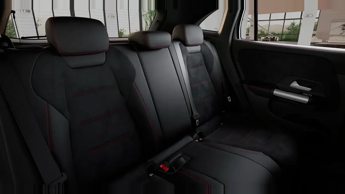 Mercedes-Benz GLA 200d ATH en renting en Elche — vista 6