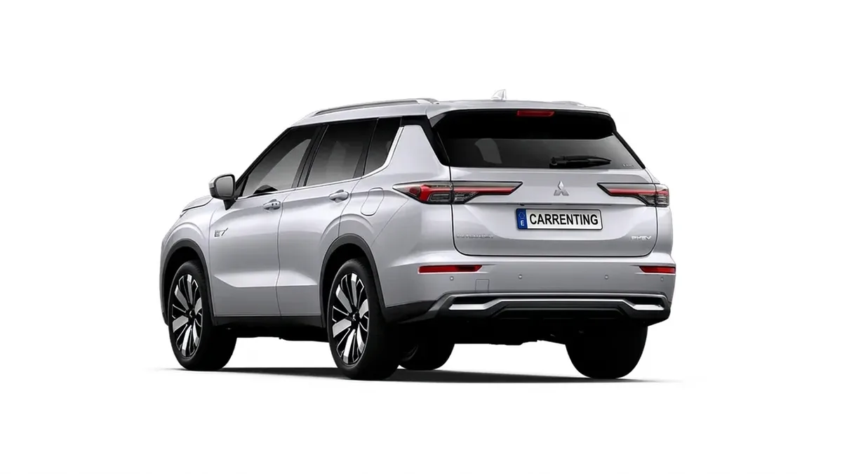 Mitsubishi Outlander PHEV Kaiteki 4WD 306CV en renting en Elche — vista 7