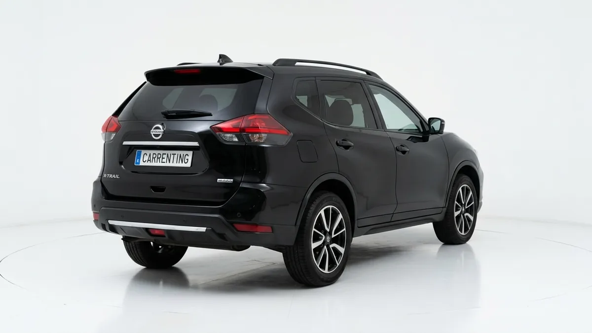 Nissan X-Trail 1.5 E-Power 204CV Acenta en renting en Elche — Lateral