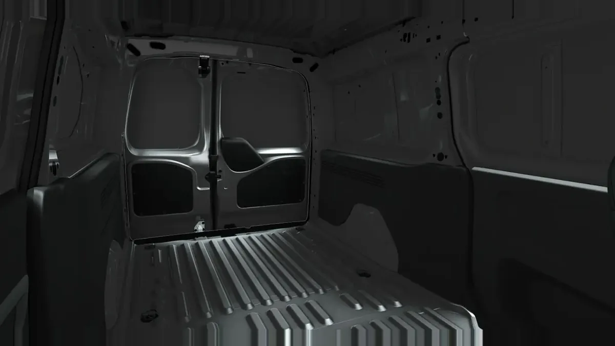 Opel Combo-e Cargo M 800kg en renting en Elche — Interior