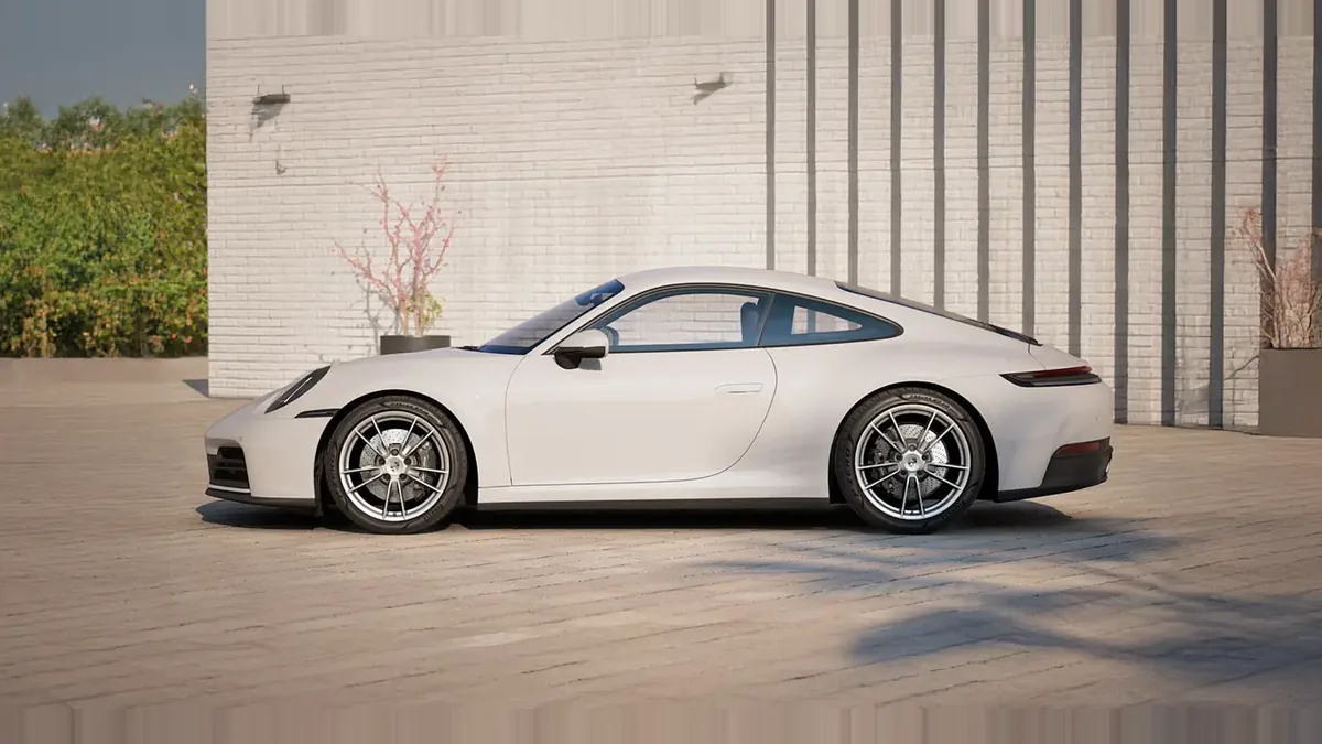 Porsche 911 Carrera en renting en Elche — Lateral