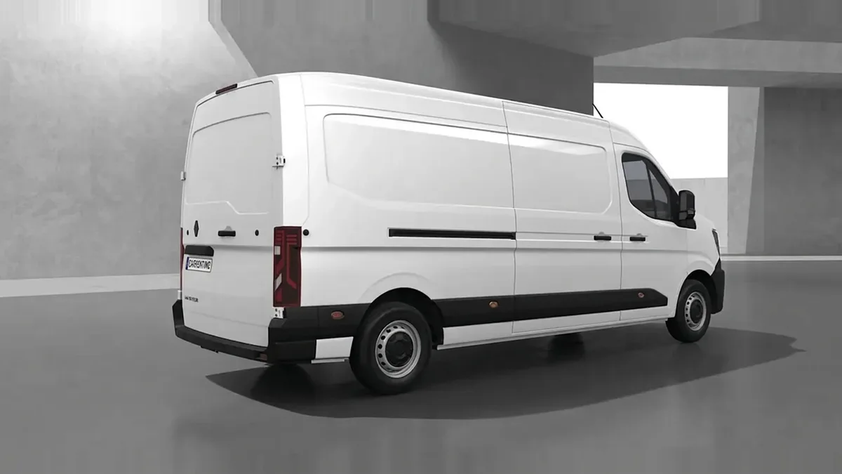 Renault Master L2H2 3500 Dci 130cv Furgon en renting en Elche — Trasera