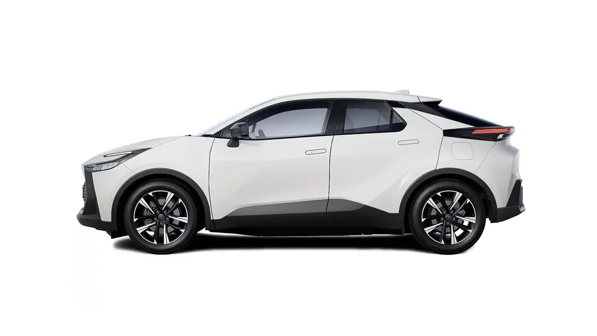 Toyota C-HR Advance Plug-in Hybrid 220 en renting en Elche — Trasera