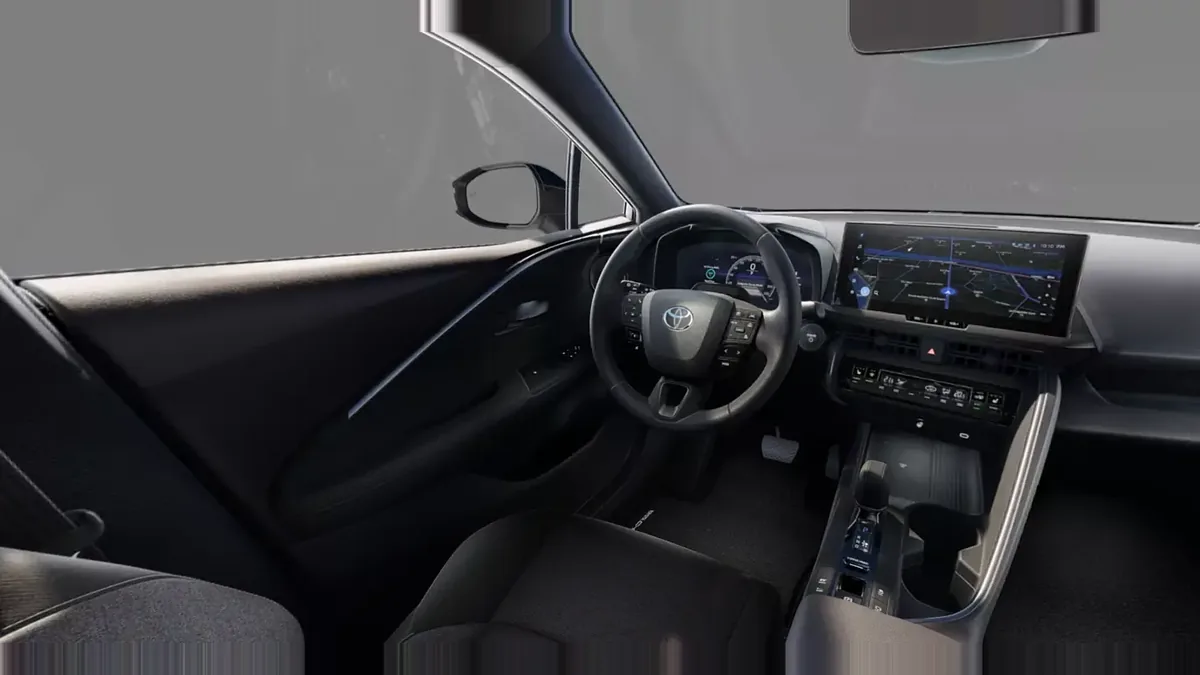 Toyota C-HR Advance Plug-in Hybrid 220 en renting en Elche — Interior